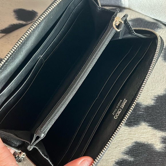 Jimmy Choo Black Patent Star Zip Around Wallet - Picture 7 of 15